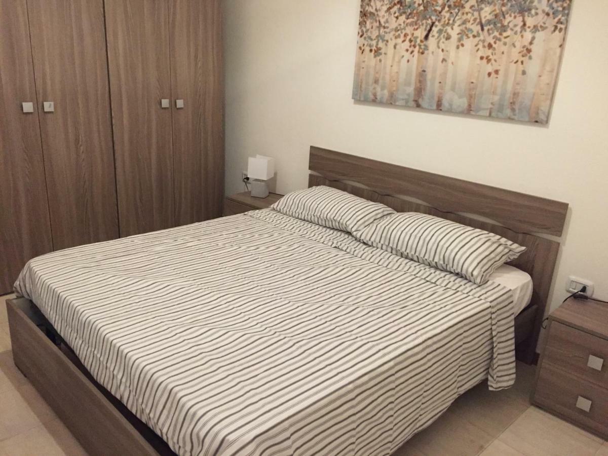 Onax Rooms Cagliari Bagian luar foto