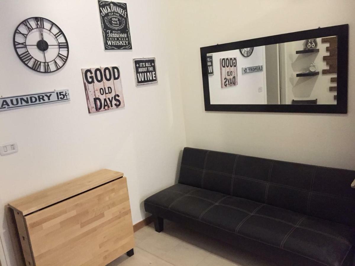 Onax Rooms Cagliari Bagian luar foto